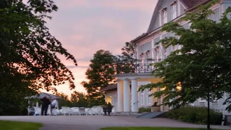 herrgård_header.png.