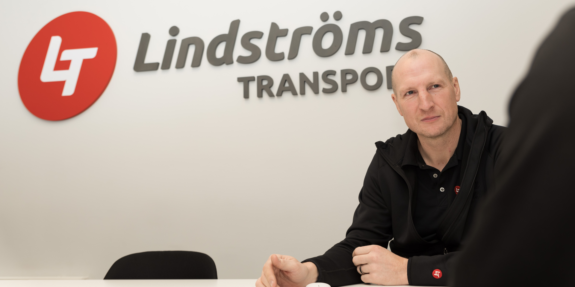 APL_akerinaringen_Lindstroms_Transport.png.